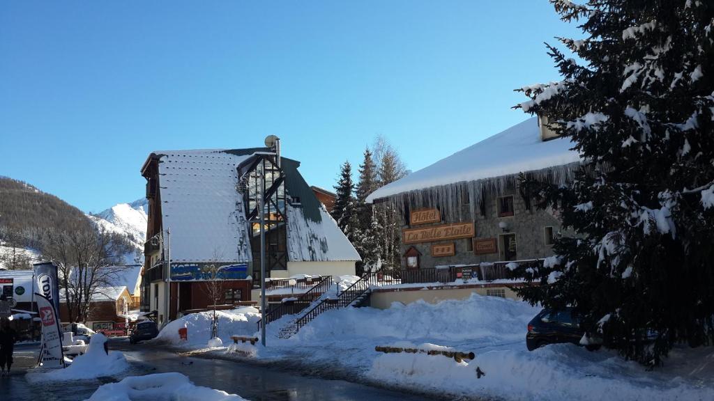 Hotel Des Neiges Les Deux Alpes Bagian luar foto